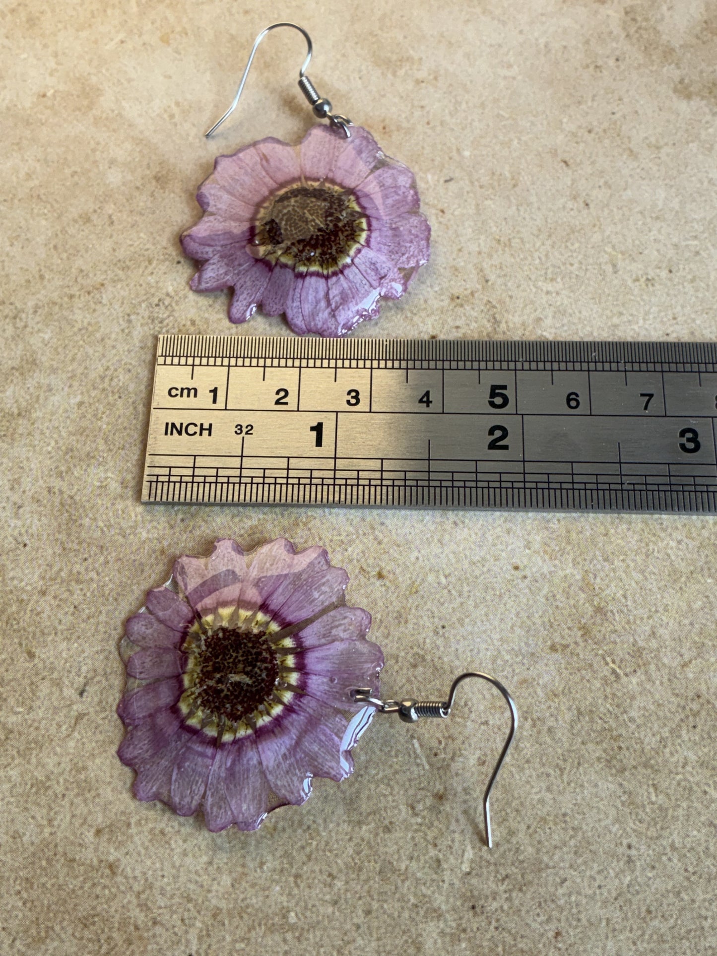 Lavender Daisy Earrings