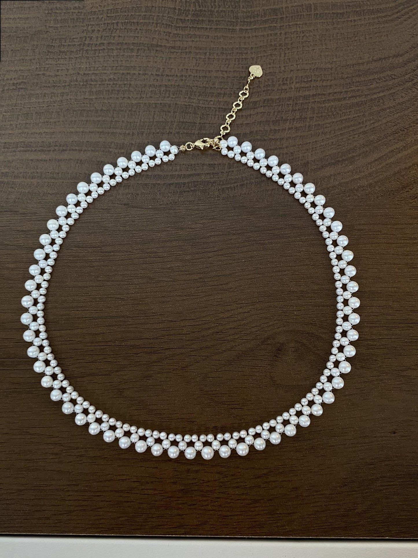 Classic Curve Freshwater Pearl Necklace