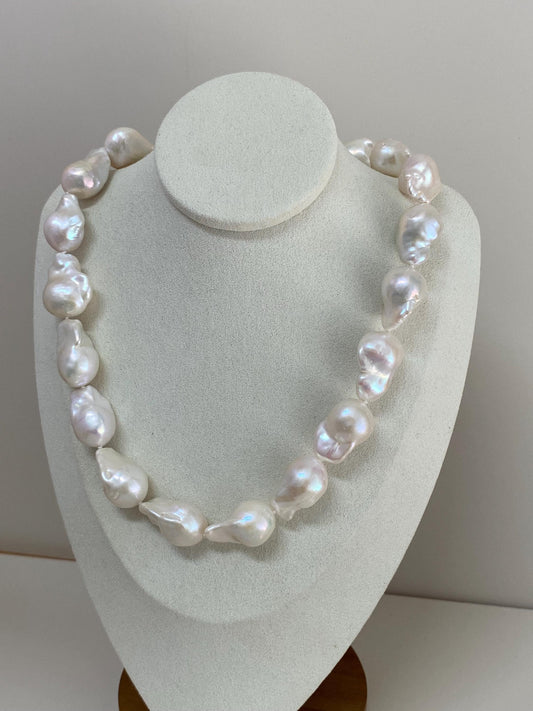 Large Baroque Pearl Choker Necklace