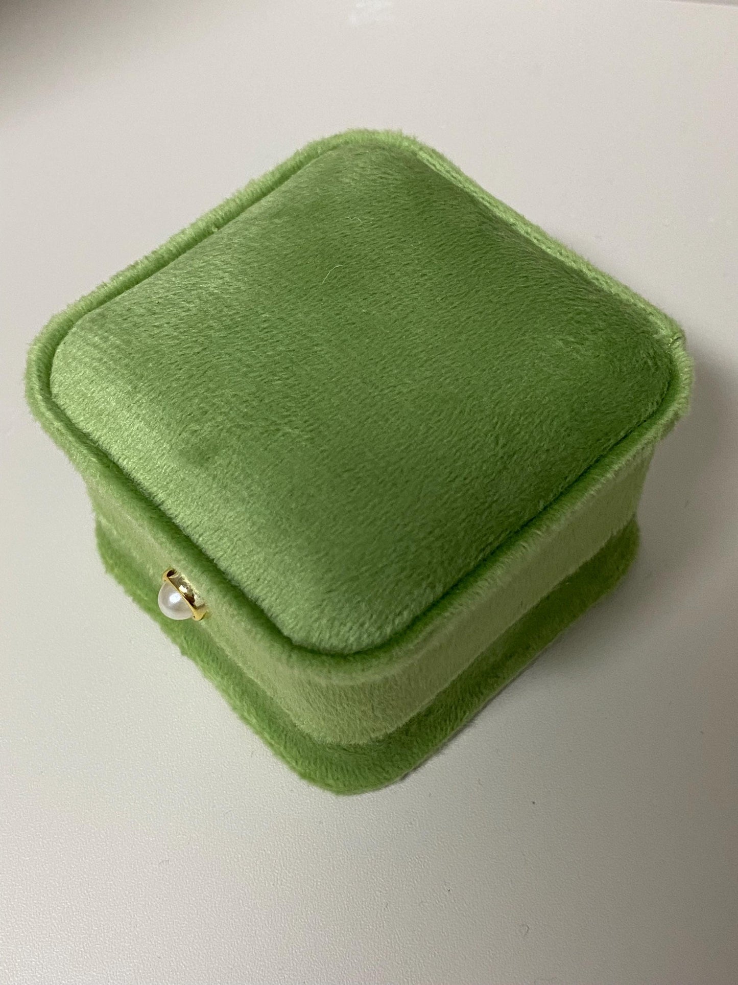 10-11mm Baroque Pearl Stud Earrings|Dainty Freshwater Keshi Pearl | Bridal Earrings | Large Pearls |