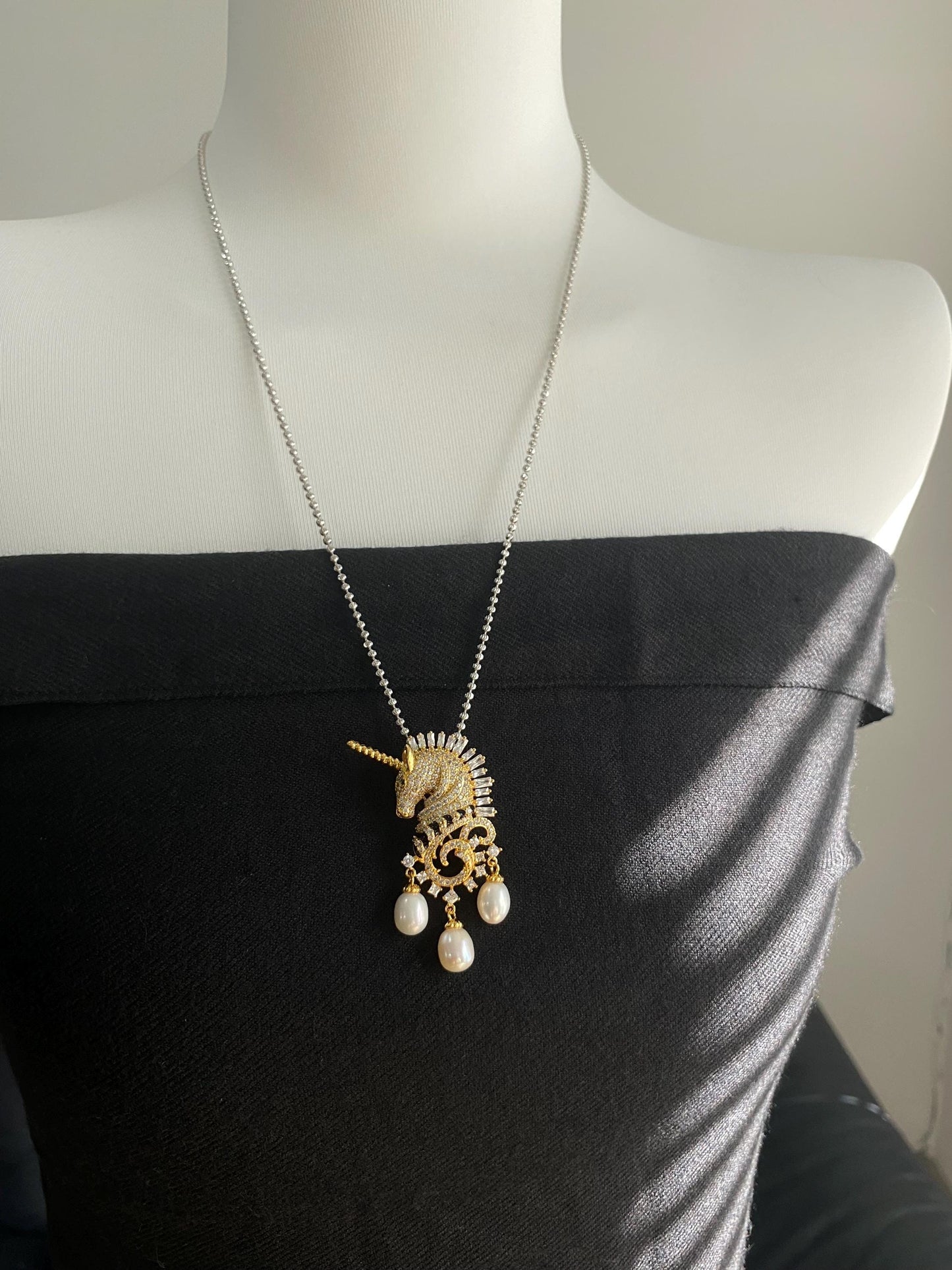 Unicorn Pearl Drop Brooch & Pendant 2-in-1