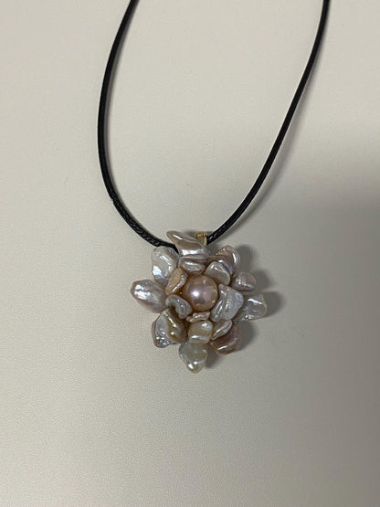 Handmade Baroque Pearl Flower Pendant Necklace