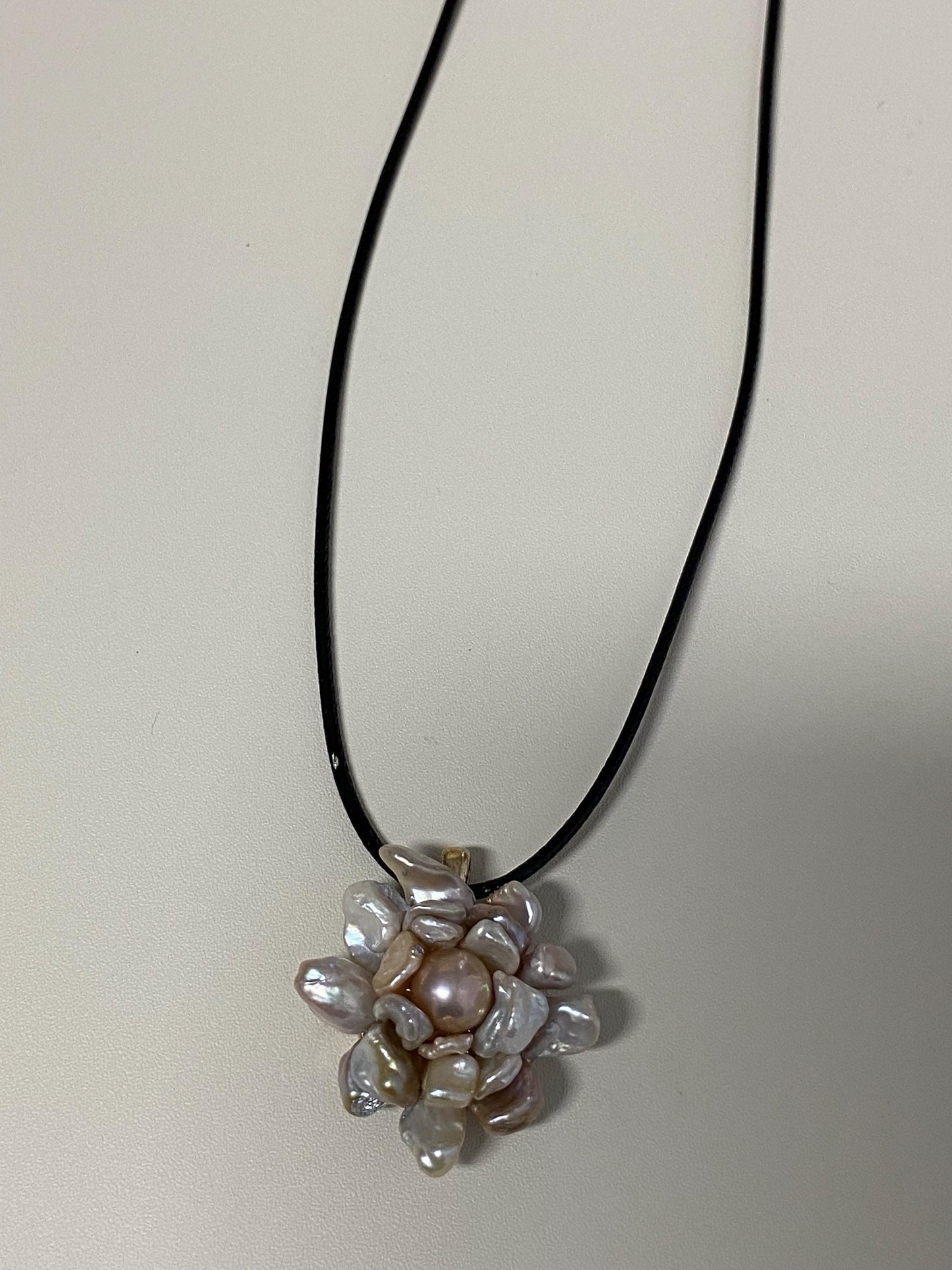 Handmade Baroque Pearl Flower Pendant Necklace