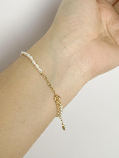 Delicate Freshwater Pearl Bracelet 2-3mm | Handmade Gold Chain & Pearl Bracelet | Elegant Pearl Jewelry for Women