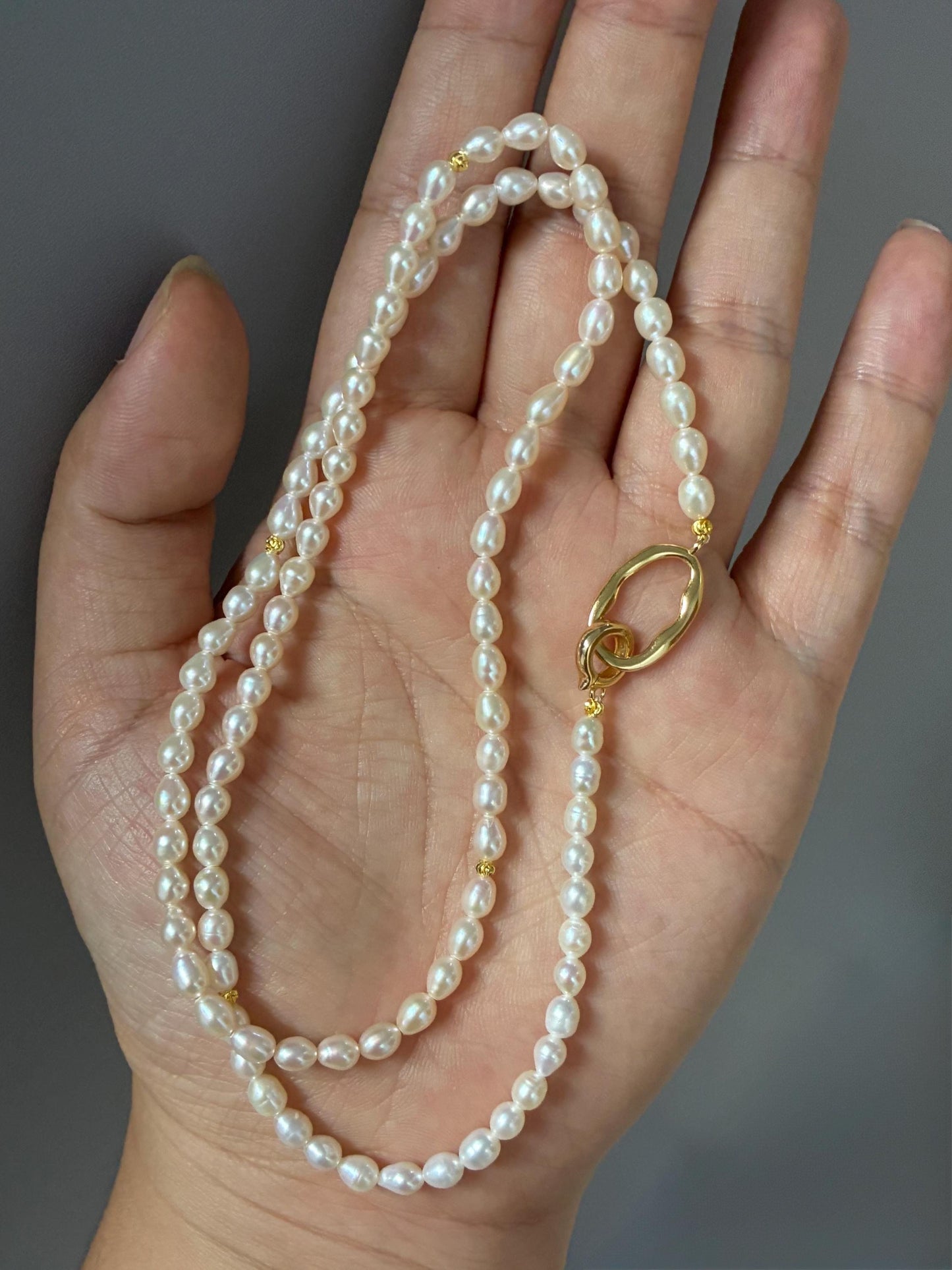 Freshwater Pearl Choker Necklace with Gold Toggle Clasp