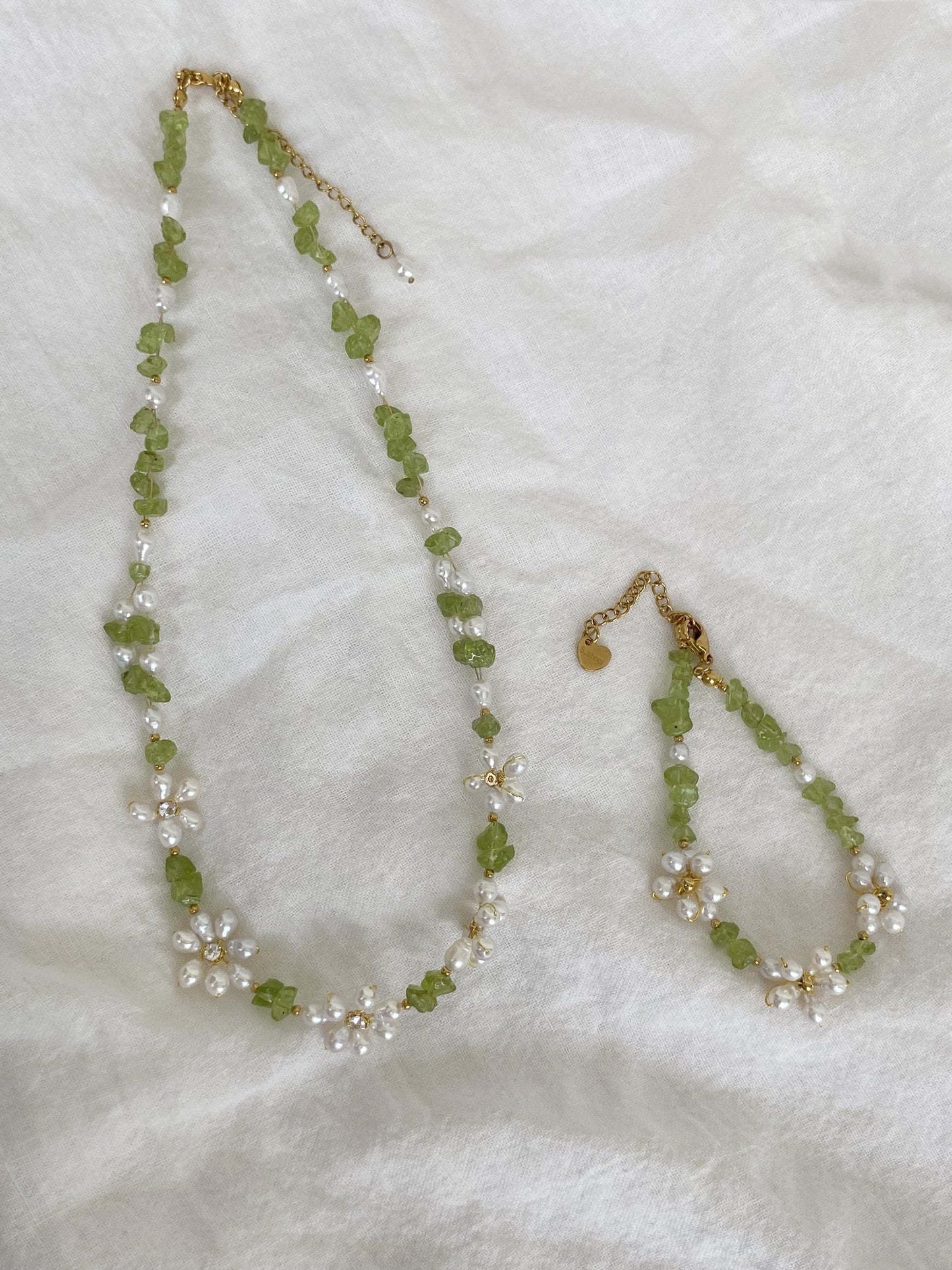 Peridot & Pearl Daisy Jewelry Set