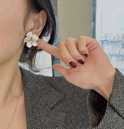 Handmade Baroque Pearl Flower Stud Earrings 18K Gold