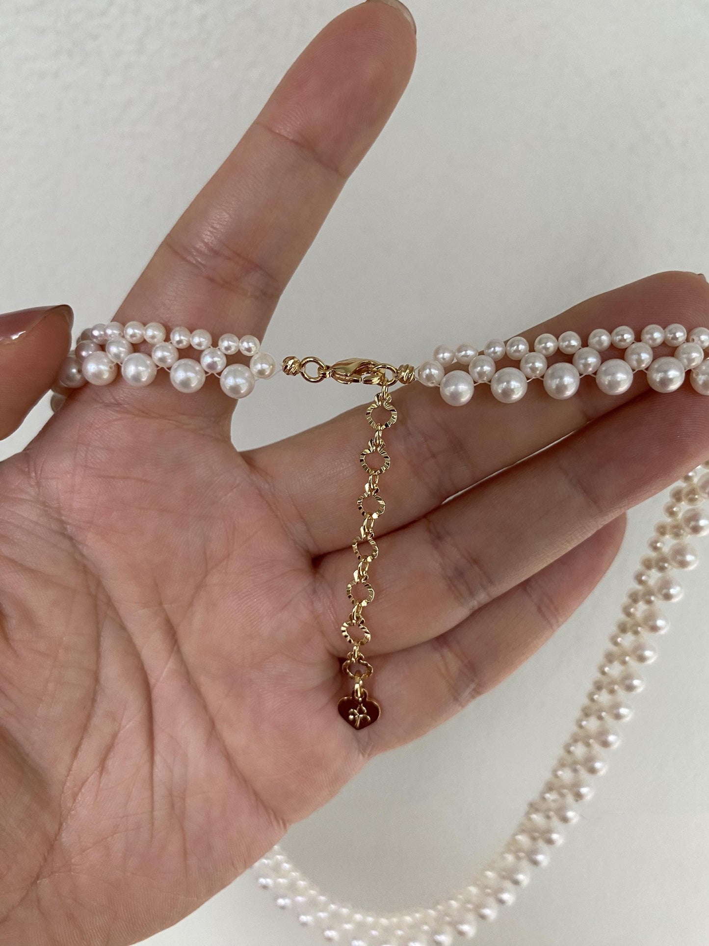 Classic Curve Freshwater Pearl Necklace