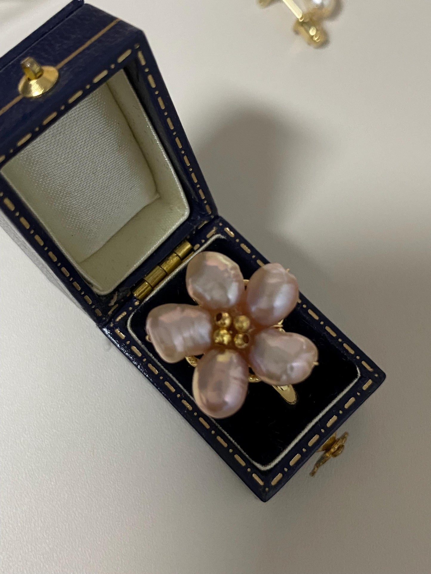 Lavender Pearl Flower Ring