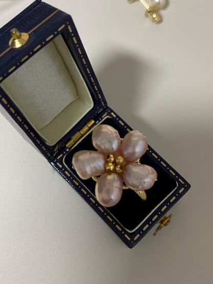 Lavender Pearl Flower Ring
