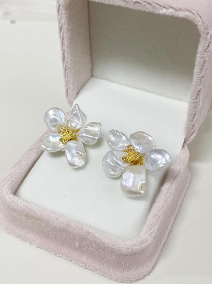 Handmade Baroque Pearl Flower Stud Earrings 18K Gold