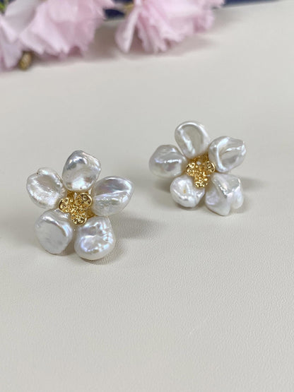 Handmade Baroque Pearl Flower Stud Earrings 18K Gold