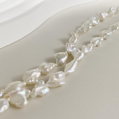 Baroque Pearl Choker Necklace