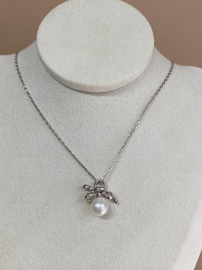 Bow Pearl Pendant Necklace in Sterling Silver