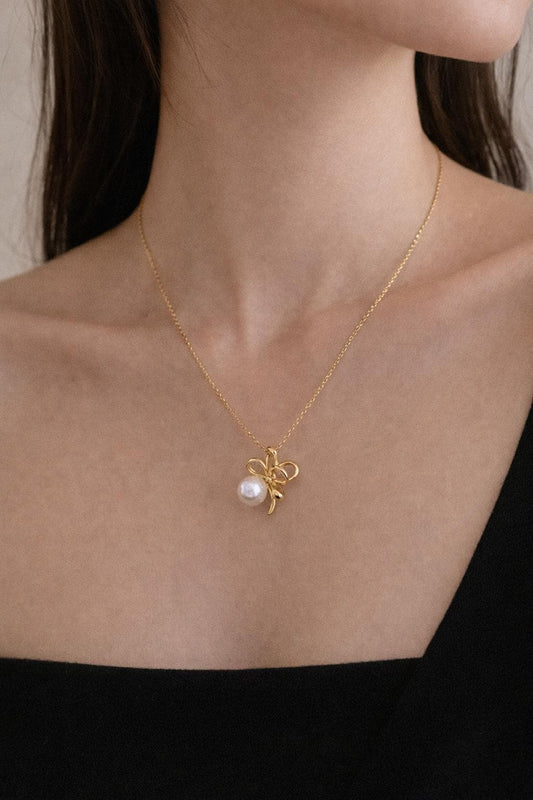 Sterling Silver Pearl Bow Necklace