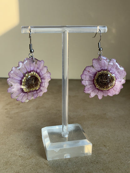 Lavender Daisy Earrings