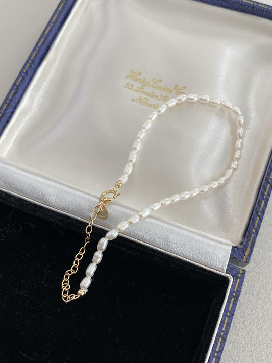 Delicate Freshwater Pearl Bracelet 2-3mm | Handmade Gold Chain & Pearl Bracelet | Elegant Pearl Jewelry for Women