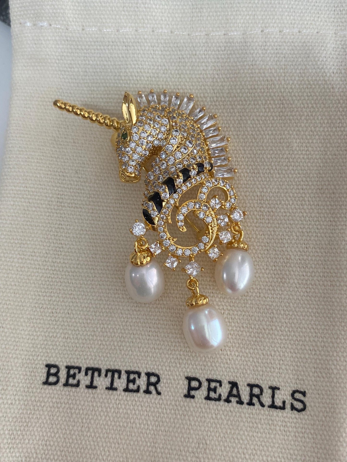 Unicorn Pearl Drop Brooch & Pendant 2-in-1