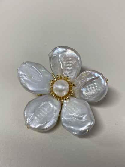 Baroque Pearl Flower Brooch Gold Plated