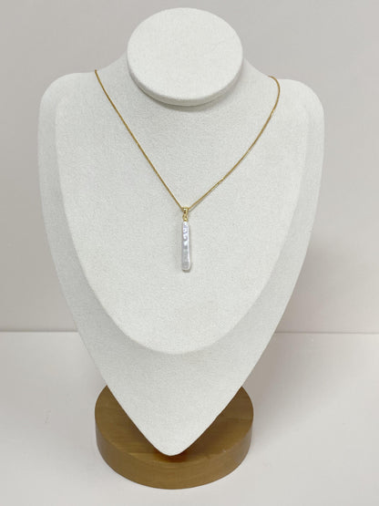 Minimalist Baroque Pearl Pendant Necklace 14K Gold