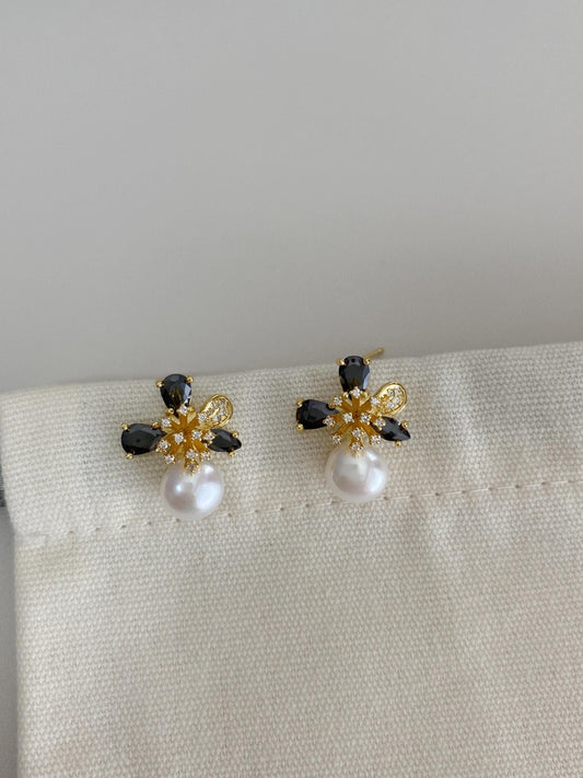 Black Crystal & Pearl Jewelry Set