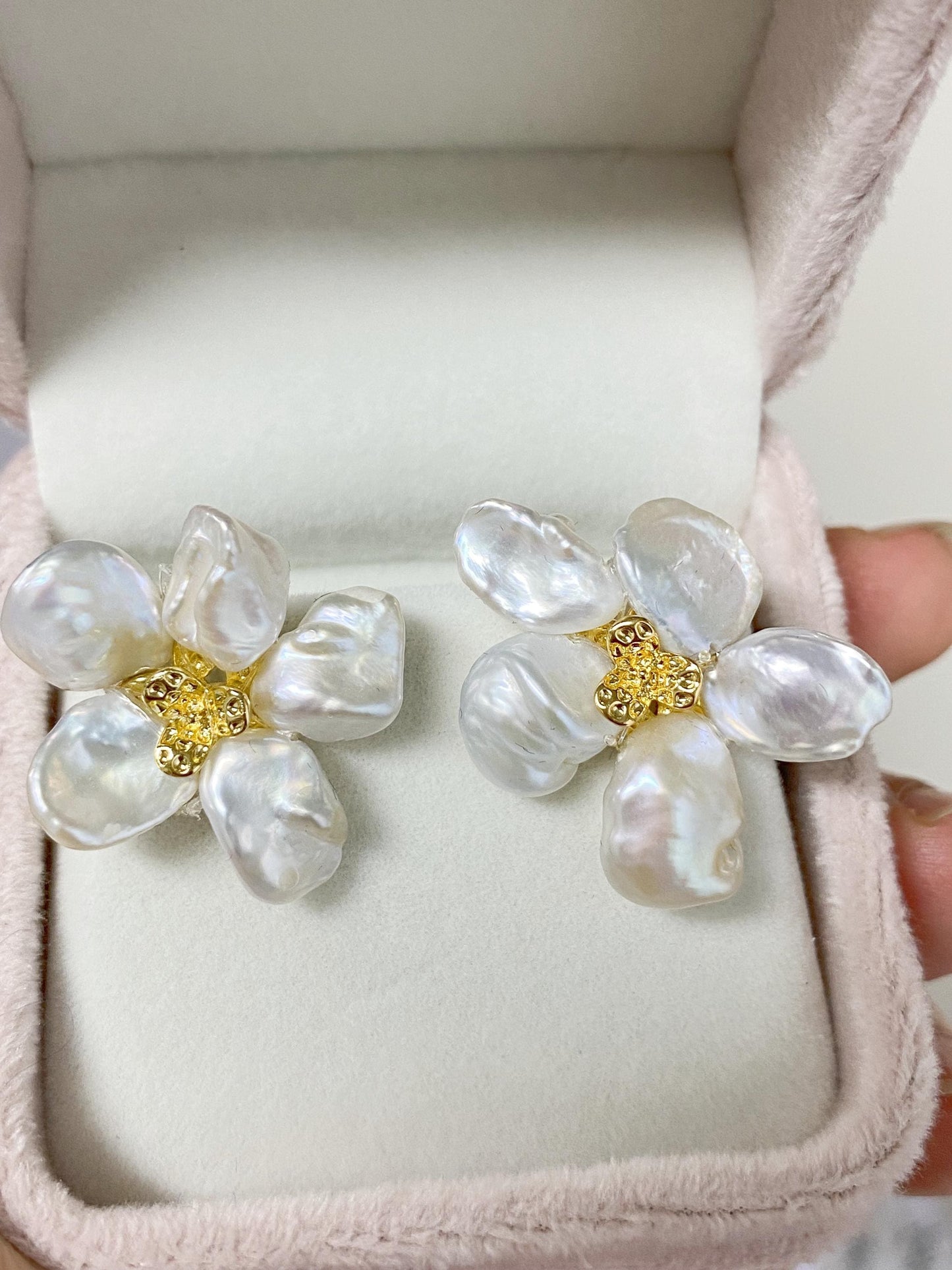 Handmade Baroque Pearl Flower Stud Earrings 18K Gold