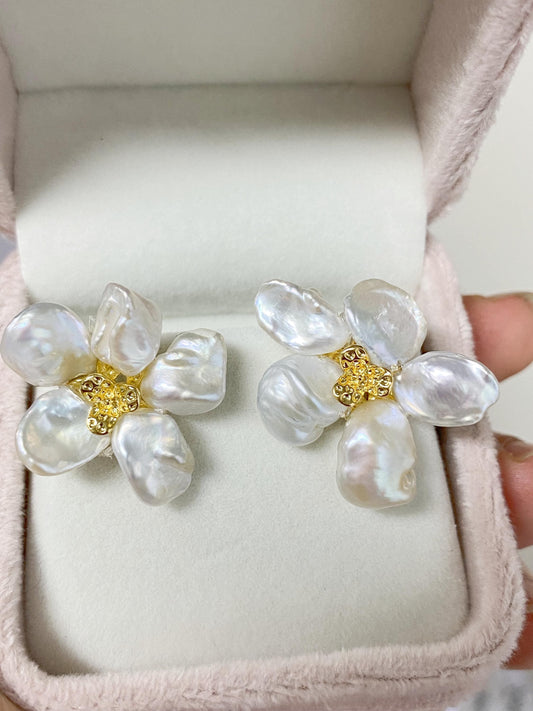 Handmade Baroque Pearl Flower Stud Earrings 18K Gold