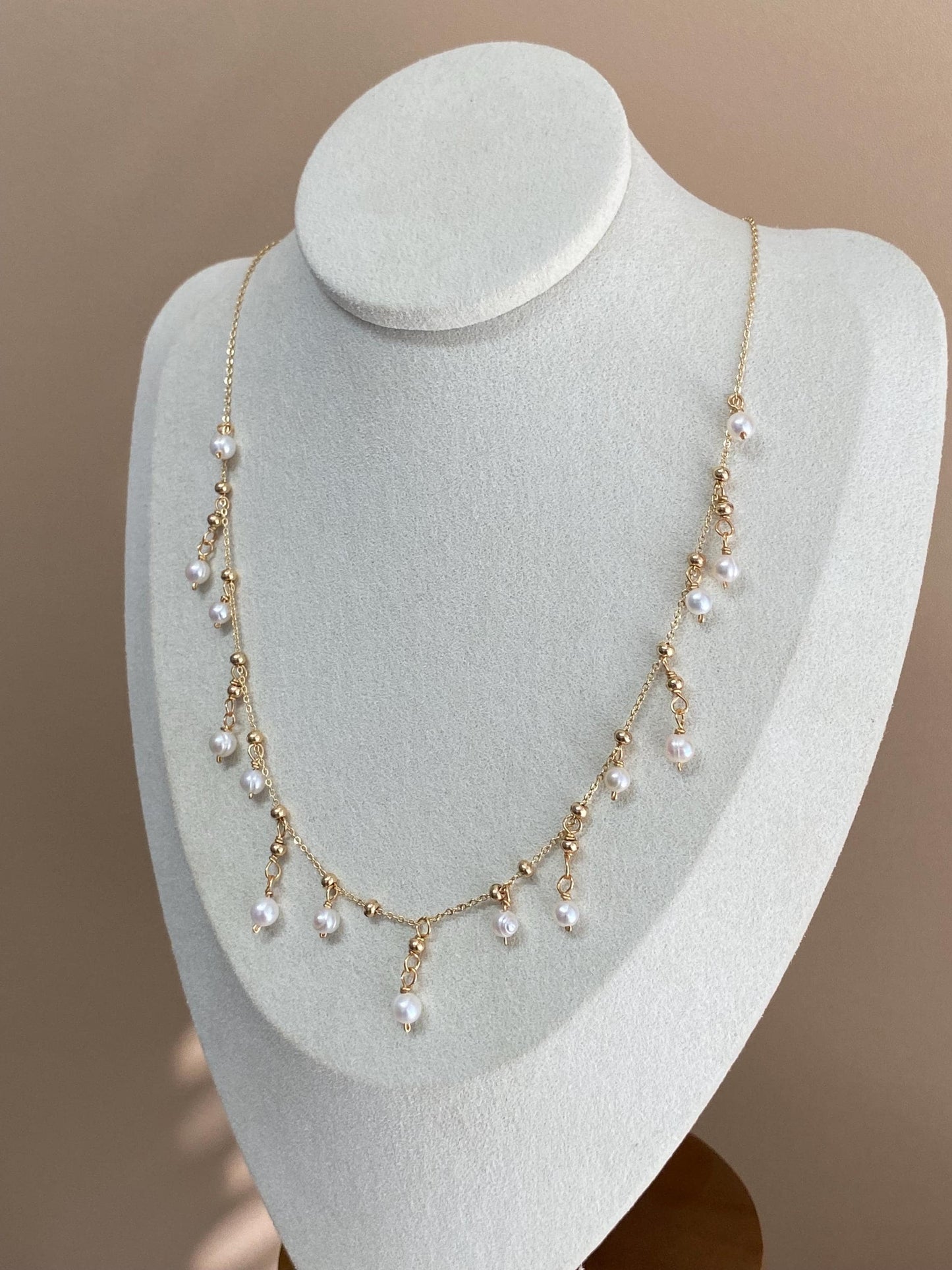 Pearl Fringe Choker Necklace