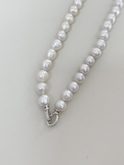 Classic Knotted Pearl Necklace