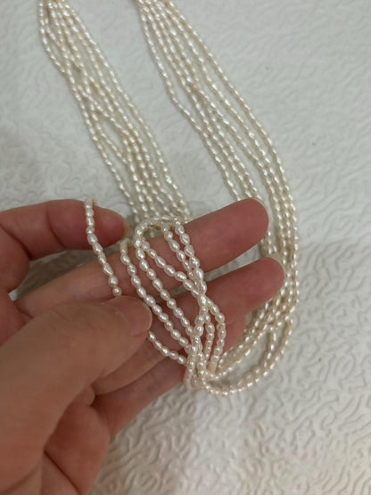 Six-Strand Rice Pearl Choker