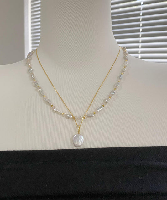Coin Pearl Pendant Necklace