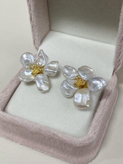 Handmade Baroque Pearl Flower Stud Earrings 18K Gold