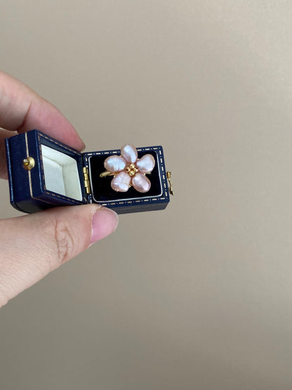 Lavender Pearl Flower Ring